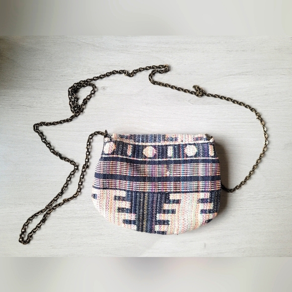 Small Mossimo Crossbody - Picture 6 of 6